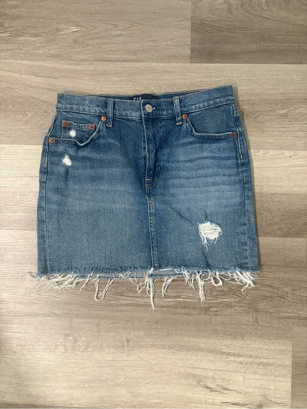 GAP Denim Distressed Mini Skirt - Blue women’s size 4